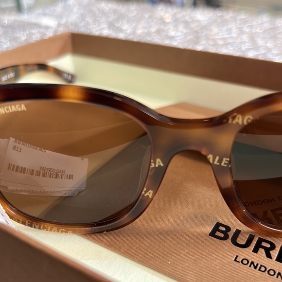 NWT AUTHENTIC BALENCIAGA SUNGLASSES BB0077SK 002 54 New never worn - Picture 11 of 12